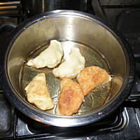 Pierogi drożdżowe z grzybami