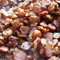 Sos pomidoorwo-kabanosowy