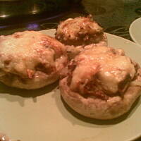 Pieczarki faszerowane - szybkie, łatwe i pyszne!