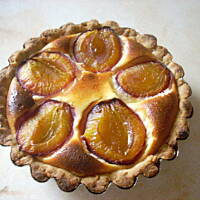 Tartaletki z serem i śliwkami