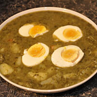 Szczawiowa z jajkiem