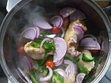 Fot. ewka63, kurczak duszony w papryce i cebuli.