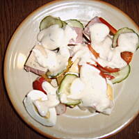 sałatka ze ślimaczkami z szynki i sera wg M&Ł