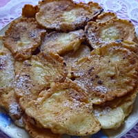 Placuszki naleśnikowe z jabłkami