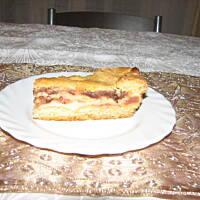 Jablecznik na kruchym z powidlami i budyniem Anny