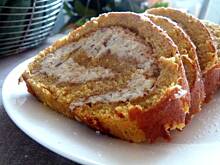 Fot. bbetty, Rolada dyniowa z masą orzechową