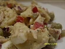 Fot. eyta, tuńczyk z tortellini sałatka