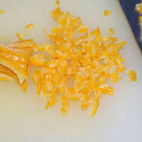 Skórka pomarańczy w syropie - dodatek do ciast