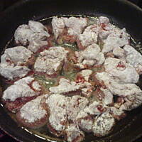 Wątróbki drobiowe z cebulką