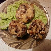 Pieczarki z orzechami