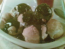 Fot. Ursmurfy, Deser Profiterol