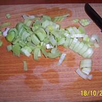 Surówka z czerwonej kapusty - prosta i smaczna.