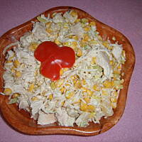 Sałatka z selera z ananasem i kurczakiem