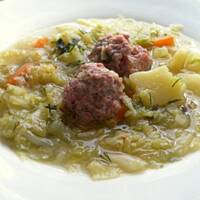 Zupa warzywna z pulpecikami