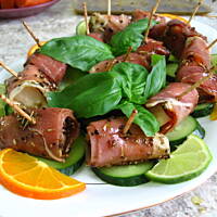 Mozzarella marynowana z szynką parmeńską