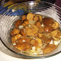 Sałatka Obiadowa z Marynowanych Podgrzybkow