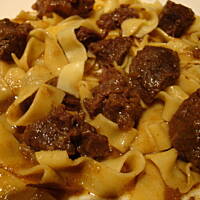 Pappardelle z mięskiem wołowym - wyśmienity szybki gulasz Emeski