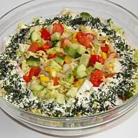 Surówka z kapusty pekińskiej z sosem czosnkowym