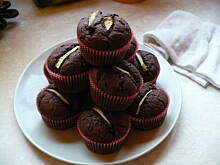 Fot. arabis, Lekkie muffiny czekoladowe z jabłkiem