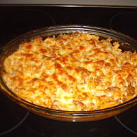 Zapiekanka z makaronu miesa mielonego i pieczarek