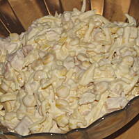 sałatka serowa z czosnkiem