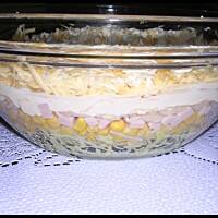 Sałatka imprezowa z porem i ananasem - warstwowa