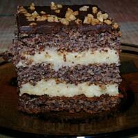 Sernik na makowo-jabłkowym cieście