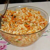 surówka z pekińskiej kapusty z marchwią