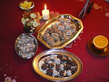 Fot. Kazik45, Śliwko-migdały, śliwki, migdały w czekoladzie i coś jeszcze