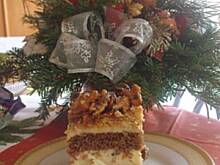 Fot. Misiadełko, reprezentacyjny sernik topiony z orzechową finezją