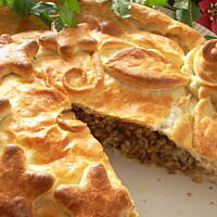 Pieróg z kaszą gryczaną i kurkami