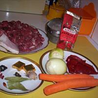 Rozgrzewająca zupa gulaszowa