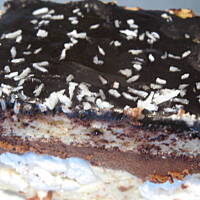 Placek z chałwą i bezami Marty