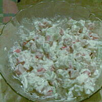 Jedyna-Sałatka z paluszków krabowych (prosta)