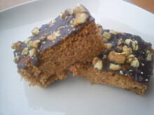 Fot. kasiul_a, Ciasto z posmakiem truskawek i polewą czekoladowo orzechową kasiuli