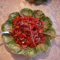 Sałatka z pomidorków koktajlowych