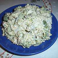 Sałatka z brokuła i tuńczyka