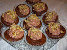 Fot. niebieska-różyczka, Ciemne babeczki z kremem i orzechami wg Różyczki