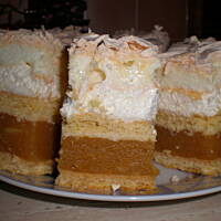 Jabłecznik ze śmietanką i bezą