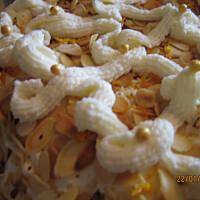 Tort migdałowy z rumowym ponczem