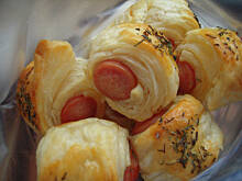 Fot. monisia_ze_szczecina, Paróweczki w cieście francuskim