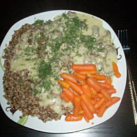 Żołądki w sosie chrzanowym