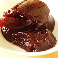 Galaretka z jeżyn z bazylią