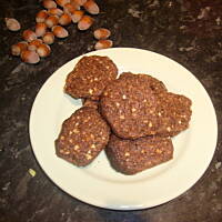 Czekoladowe ciasteczka z orzechami