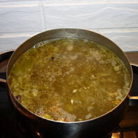 Ogórkowa na słodkiej śmietanie - przepis dla początkujących i nie tylko!