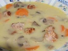 Fot. niki83, Zupa pieczarkowa z klopsikami