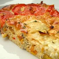 Frittata trzy sery - z boczkiem i warzywami