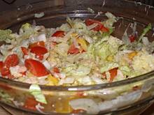 Fot. pesteczka, świeża sałatka z krewetkami(rakami)