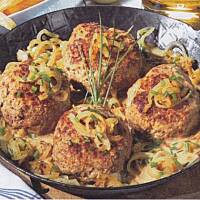 Belgijskie kotlety mielone w piwnym sosie