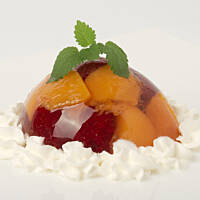 Galaretka z herbaty i brzoskwiń